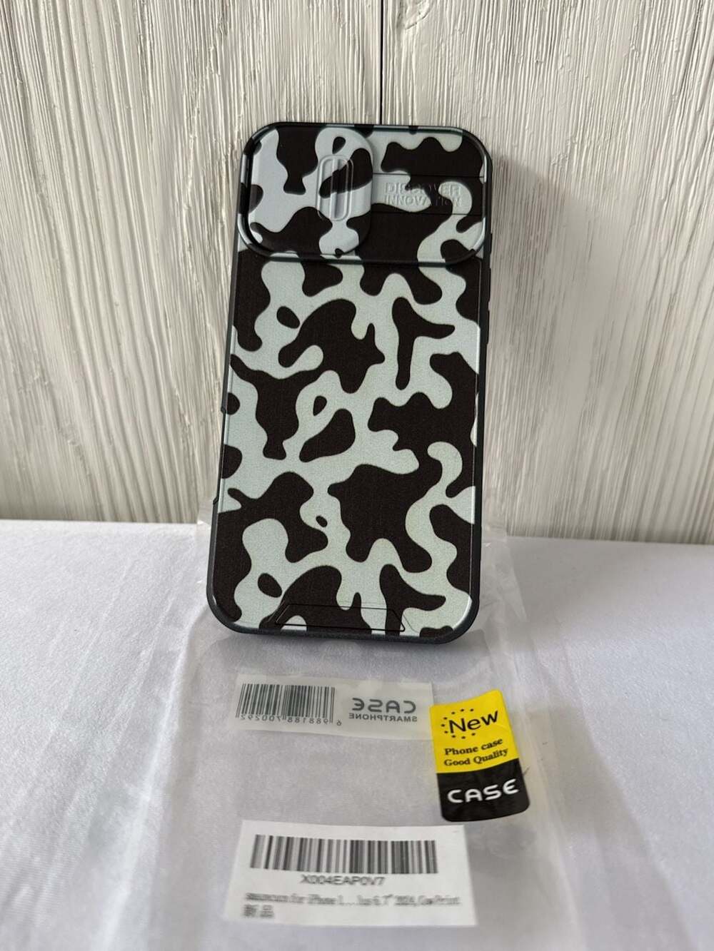 Cow Print Protective Smartphone Case for iPhone 16 Plus (6.7-inch) (b19)